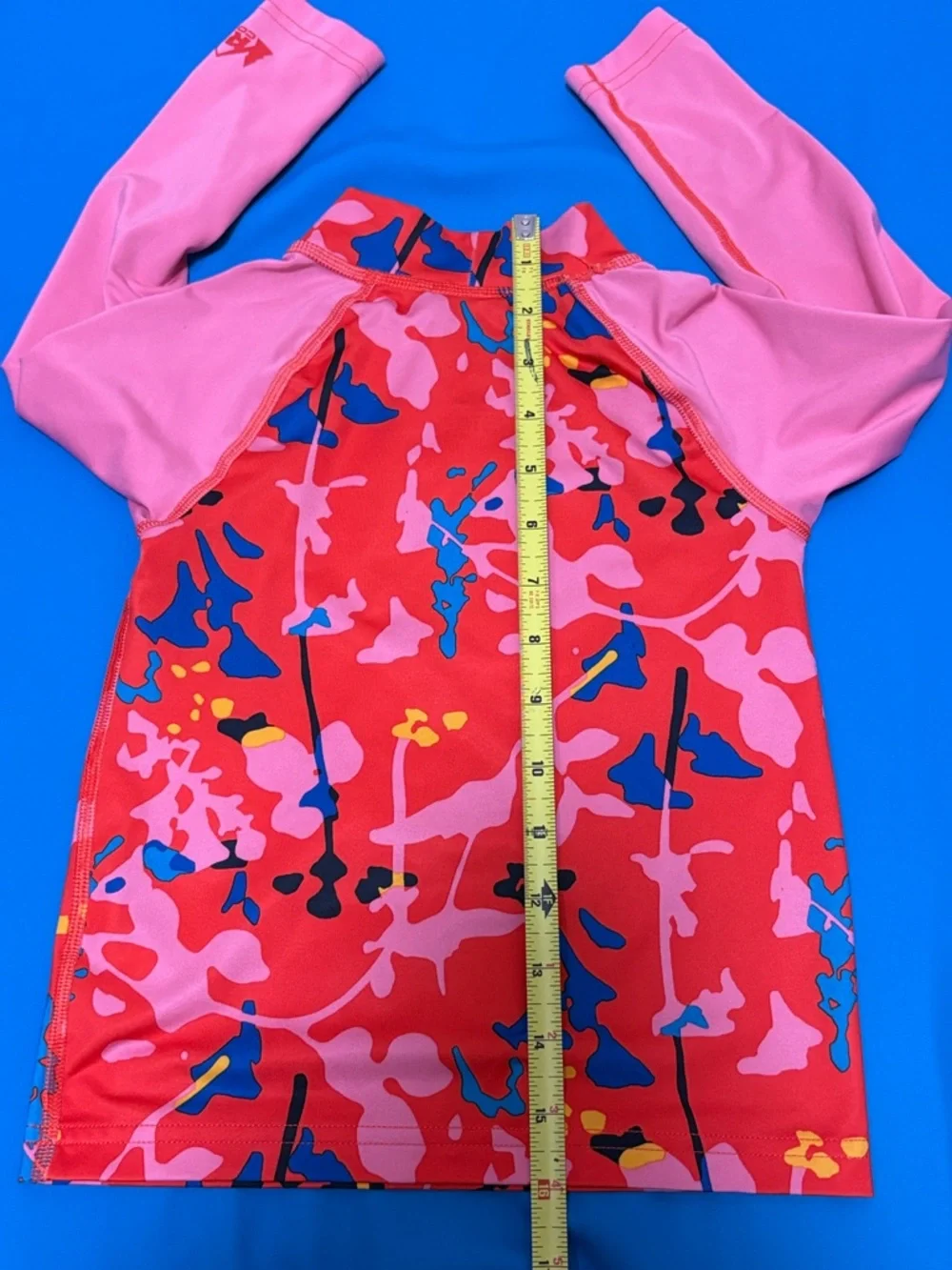 REI Kids Coral Pink Blue Black Yellow Floral Camo Print Long Sleeve Rash Guard 4